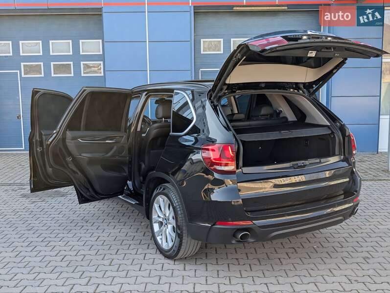 Позашляховик / Кросовер BMW X5 2015 в Косові