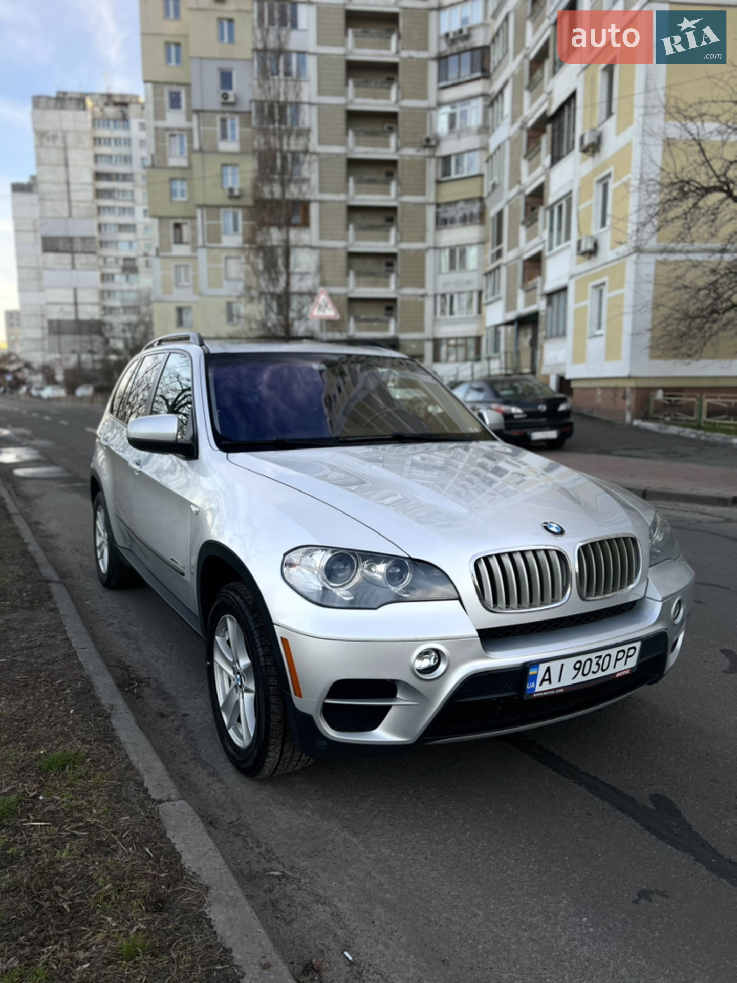 2011 BMW X5 - мініатюра 2