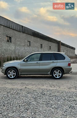 Внедорожник / Кроссовер BMW X5 2004 в 