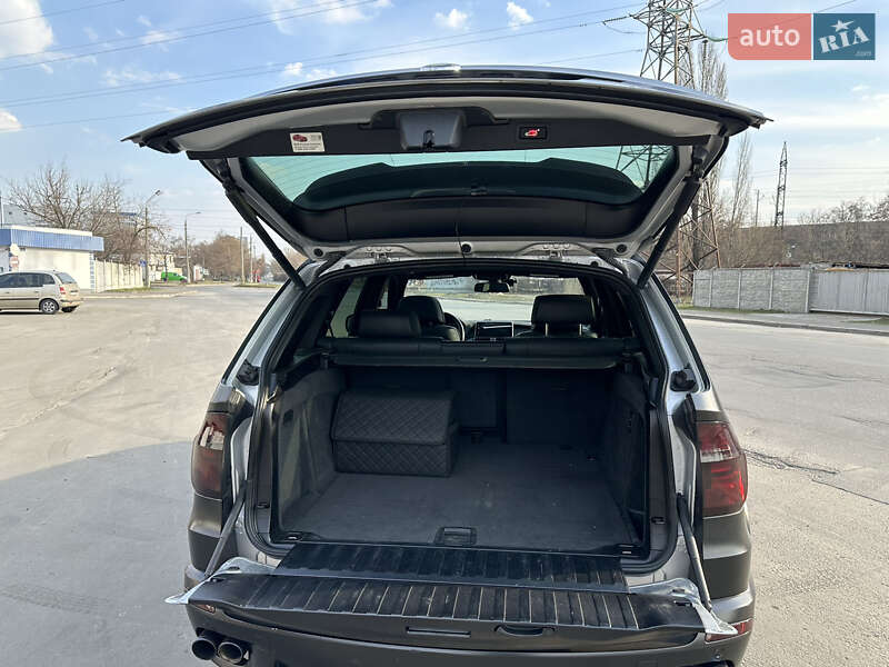 Внедорожник / Кроссовер BMW X5 2013 в Киеве