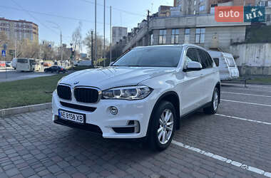 Внедорожник / Кроссовер BMW X5 2015 в 