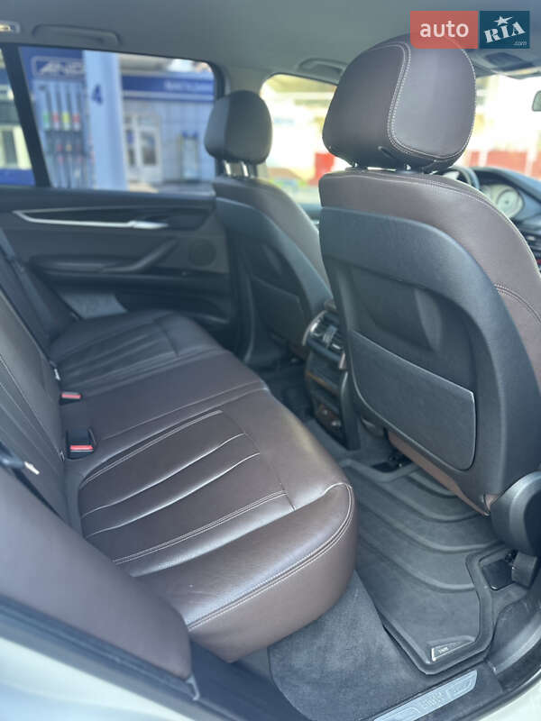 Позашляховик / Кросовер BMW X5 2015 в Києві