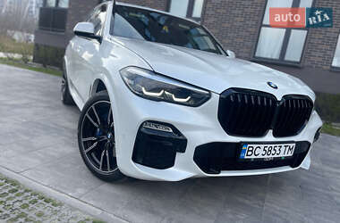 Позашляховик / Кросовер BMW X5 2022 в 