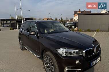 Внедорожник / Кроссовер BMW X5 2015 в 