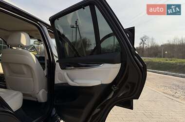 Внедорожник / Кроссовер BMW X5 2015 в 