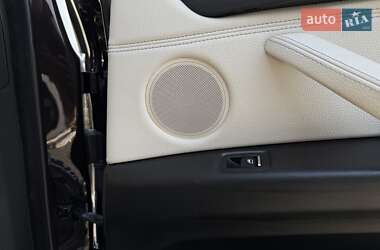 Внедорожник / Кроссовер BMW X5 2015 в 