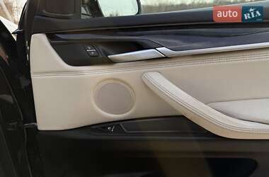 Внедорожник / Кроссовер BMW X5 2015 в 