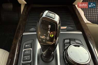 Внедорожник / Кроссовер BMW X5 2015 в 