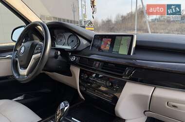 Внедорожник / Кроссовер BMW X5 2015 в 