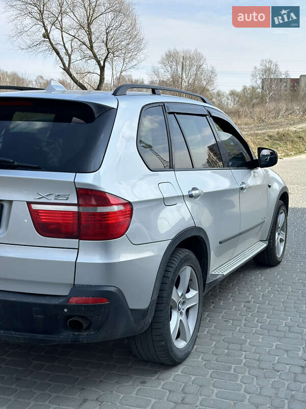 Позашляховик / Кросовер BMW X5 2009 в Львові