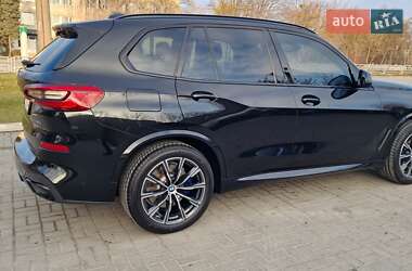 Внедорожник / Кроссовер BMW X5 2019 в 