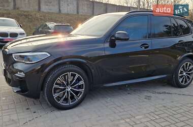 Внедорожник / Кроссовер BMW X5 2019 в 