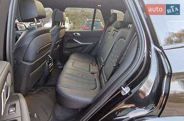 Внедорожник / Кроссовер BMW X5 2019 в 