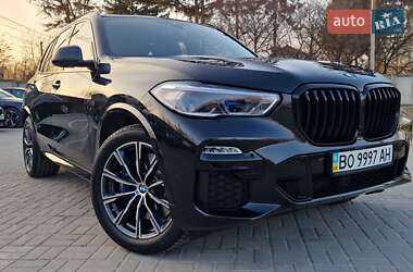 Внедорожник / Кроссовер BMW X5 2019 в 