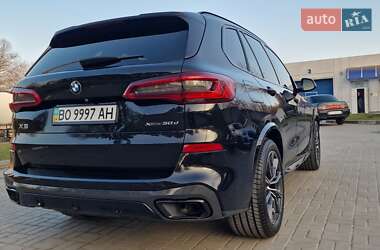 Внедорожник / Кроссовер BMW X5 2019 в 