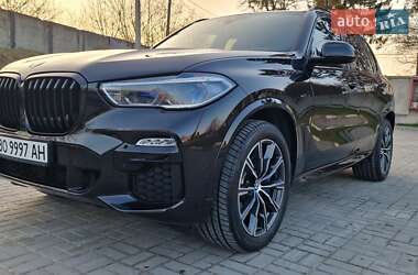 Внедорожник / Кроссовер BMW X5 2019 в 