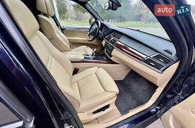 Внедорожник / Кроссовер BMW X5 2008 в 