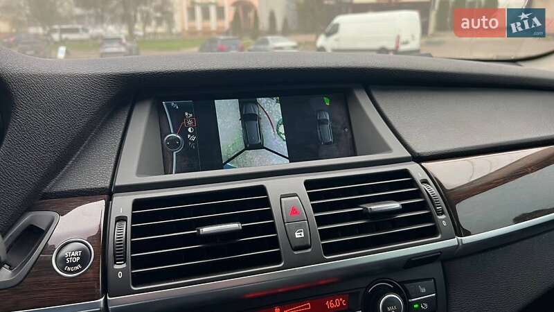 Позашляховик / Кросовер BMW X5 2012 в Львові