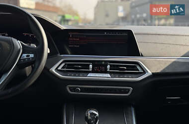 Внедорожник / Кроссовер BMW X5 2021 в 