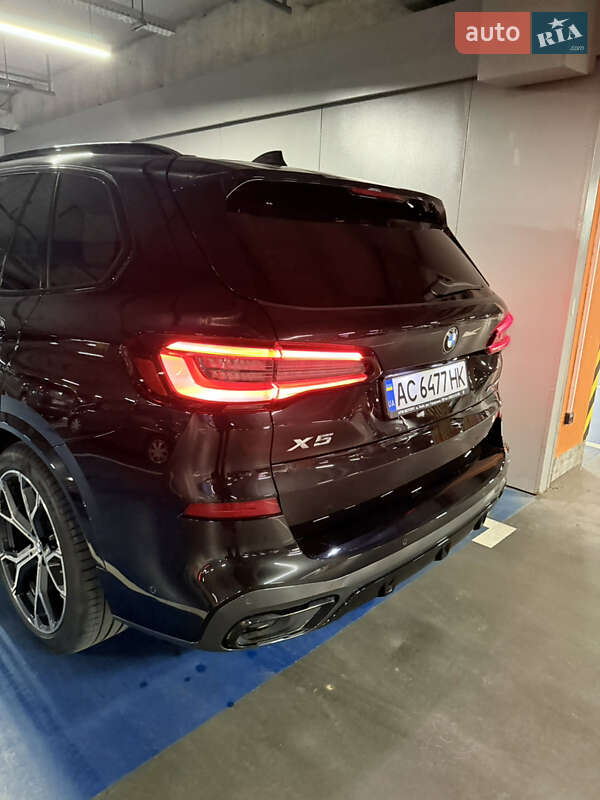 Позашляховик / Кросовер BMW X5 2022 в Луцьку