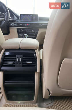 Внедорожник / Кроссовер BMW X5 2014 в 
