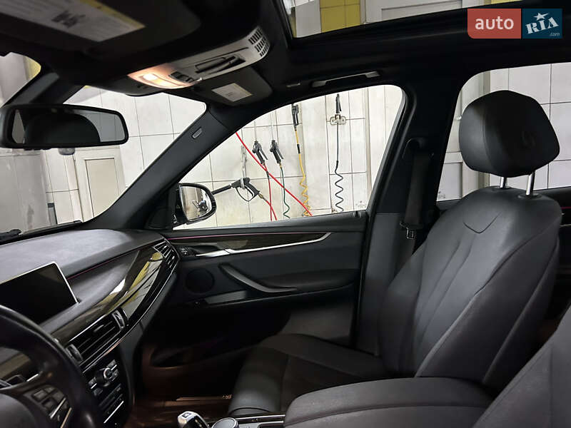 Позашляховик / Кросовер BMW X5 2017 в Житомирі