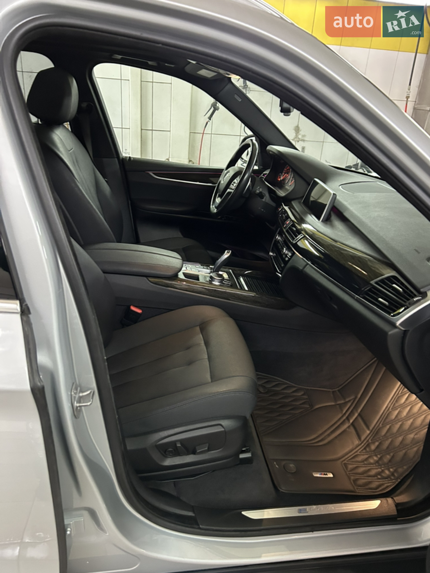 2017 BMW X5 - мініатюра 38