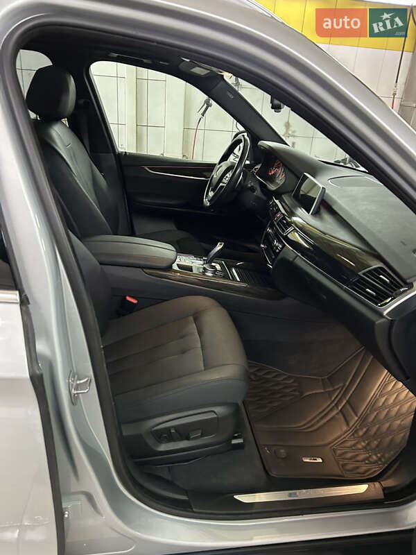 Позашляховик / Кросовер BMW X5 2017 в Житомирі