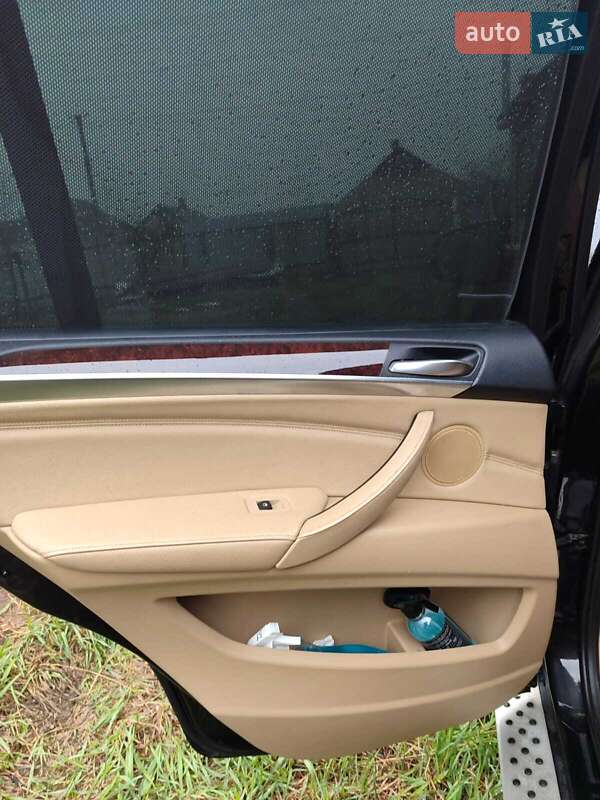 Внедорожник / Кроссовер BMW X5 2011 в Новомосковске