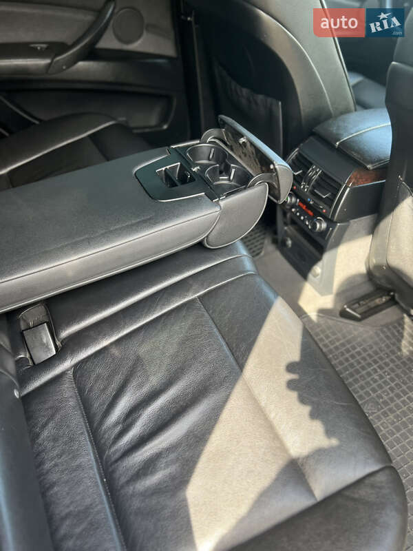 Внедорожник / Кроссовер BMW X5 2012 в Томашполе