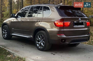 Внедорожник / Кроссовер BMW X5 2011 в 