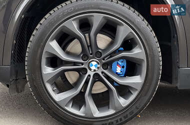 Позашляховик / Кросовер BMW X5 2014 в 