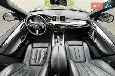 Позашляховик / Кросовер BMW X5 2014 в 