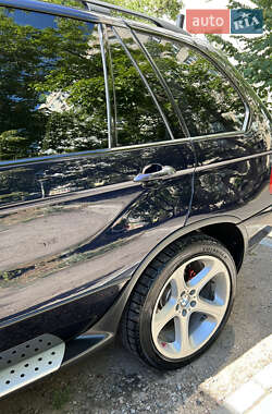 Внедорожник / Кроссовер BMW X5 2004 в 