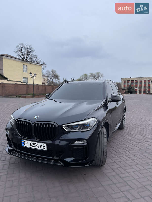 Внедорожник / Кроссовер BMW X5 2020 в 