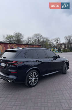 Внедорожник / Кроссовер BMW X5 2020 в 