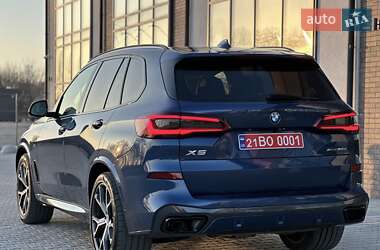 Позашляховик / Кросовер BMW X5 2019 в 