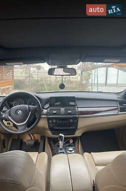 Внедорожник / Кроссовер BMW X5 2008 в 