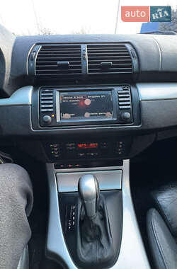 Позашляховик / Кросовер BMW X5 2003 в 