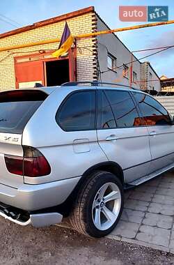 Внедорожник / Кроссовер BMW X5 2002 в 