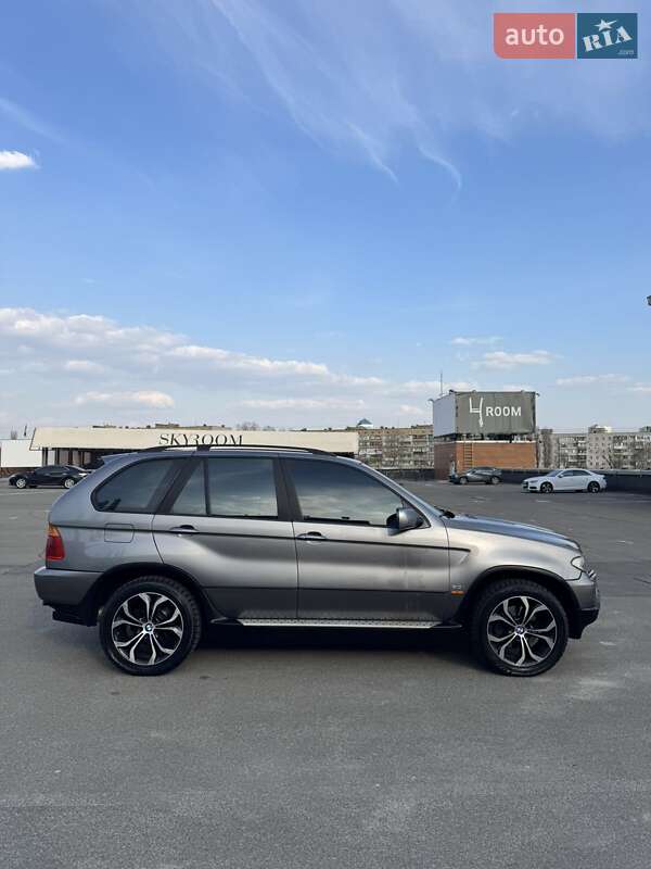Позашляховик / Кросовер BMW X5 2004 в Києві