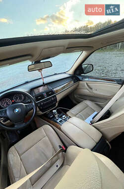 Внедорожник / Кроссовер BMW X5 2008 в 