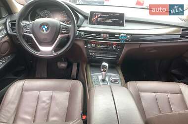 Позашляховик / Кросовер BMW X5 2015 в 