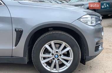 Позашляховик / Кросовер BMW X5 2015 в 