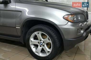 Позашляховик / Кросовер BMW X5 2004 в 
