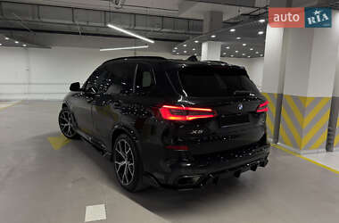 Позашляховик / Кросовер BMW X5 2019 в 