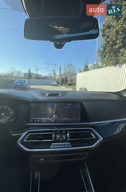 Внедорожник / Кроссовер BMW X5 2018 в 