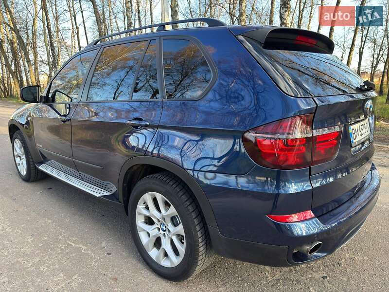 Позашляховик / Кросовер BMW X5 2011 в Охтирці