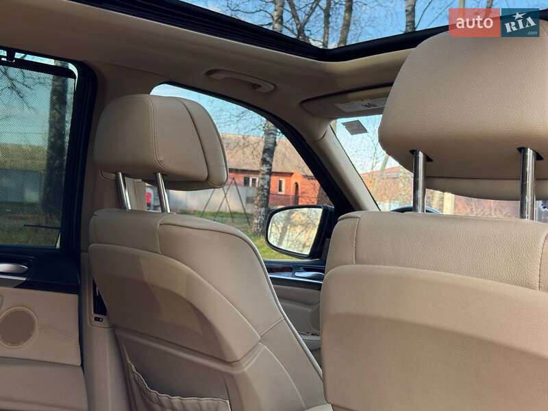 Позашляховик / Кросовер BMW X5 2011 в Охтирці