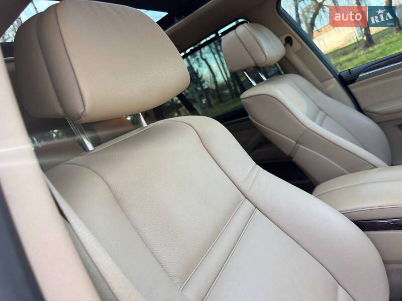 Позашляховик / Кросовер BMW X5 2011 в Охтирці
